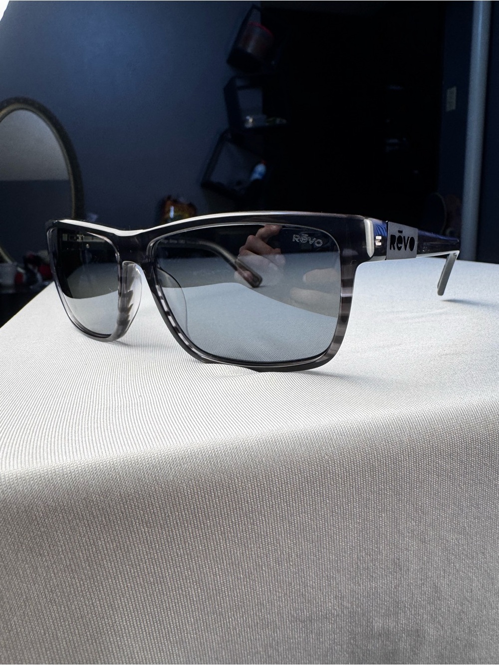 NEW! REVO Winston RE 1242 00 GY Polarized Unisex Sunglasses Shiny Grey Horn.Lens